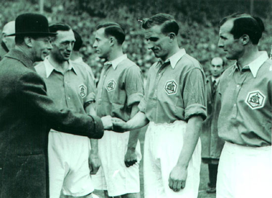 MEETING THE KING GEORGE VI @ WEMBLEY